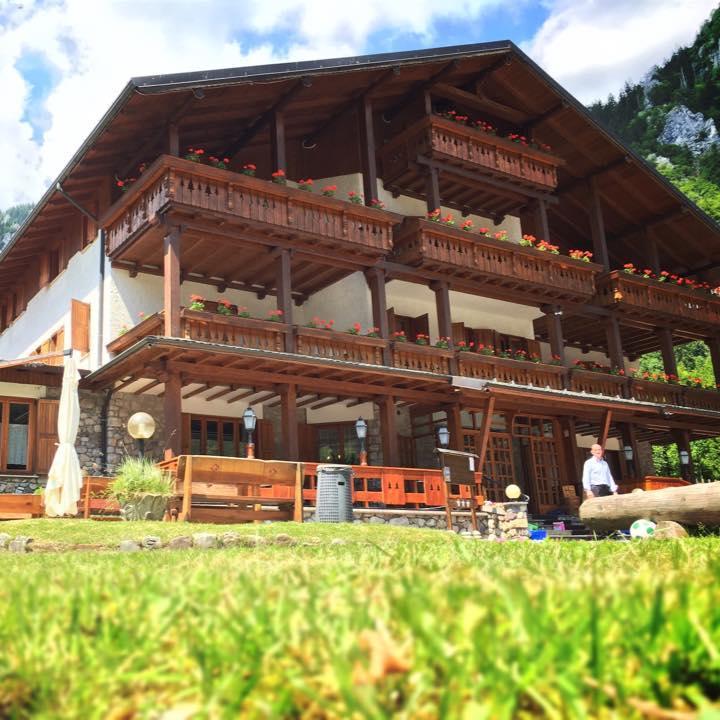 Hotel Le Pinete Пьяццаторре Экстерьер фото